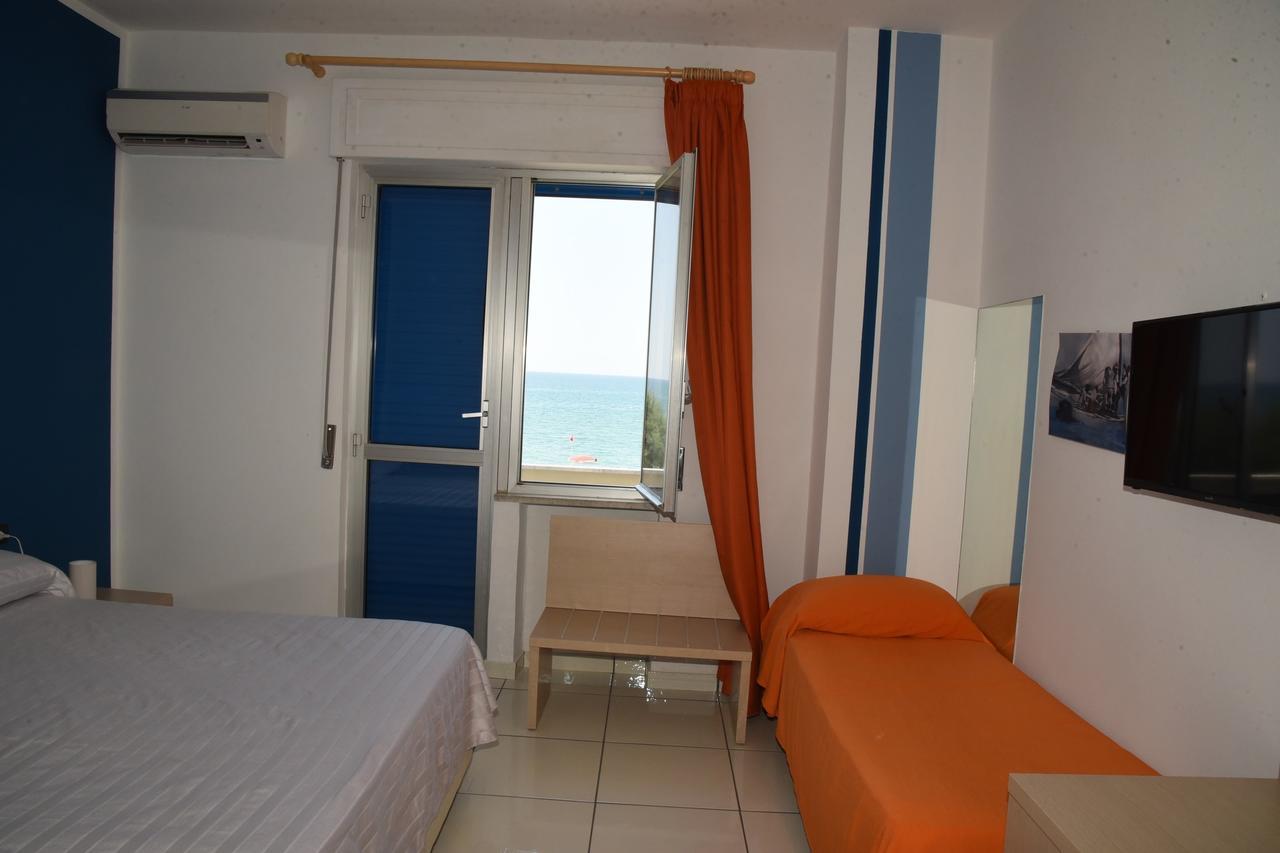Blu Hotel Pontecagnano Faiano Exterior foto
