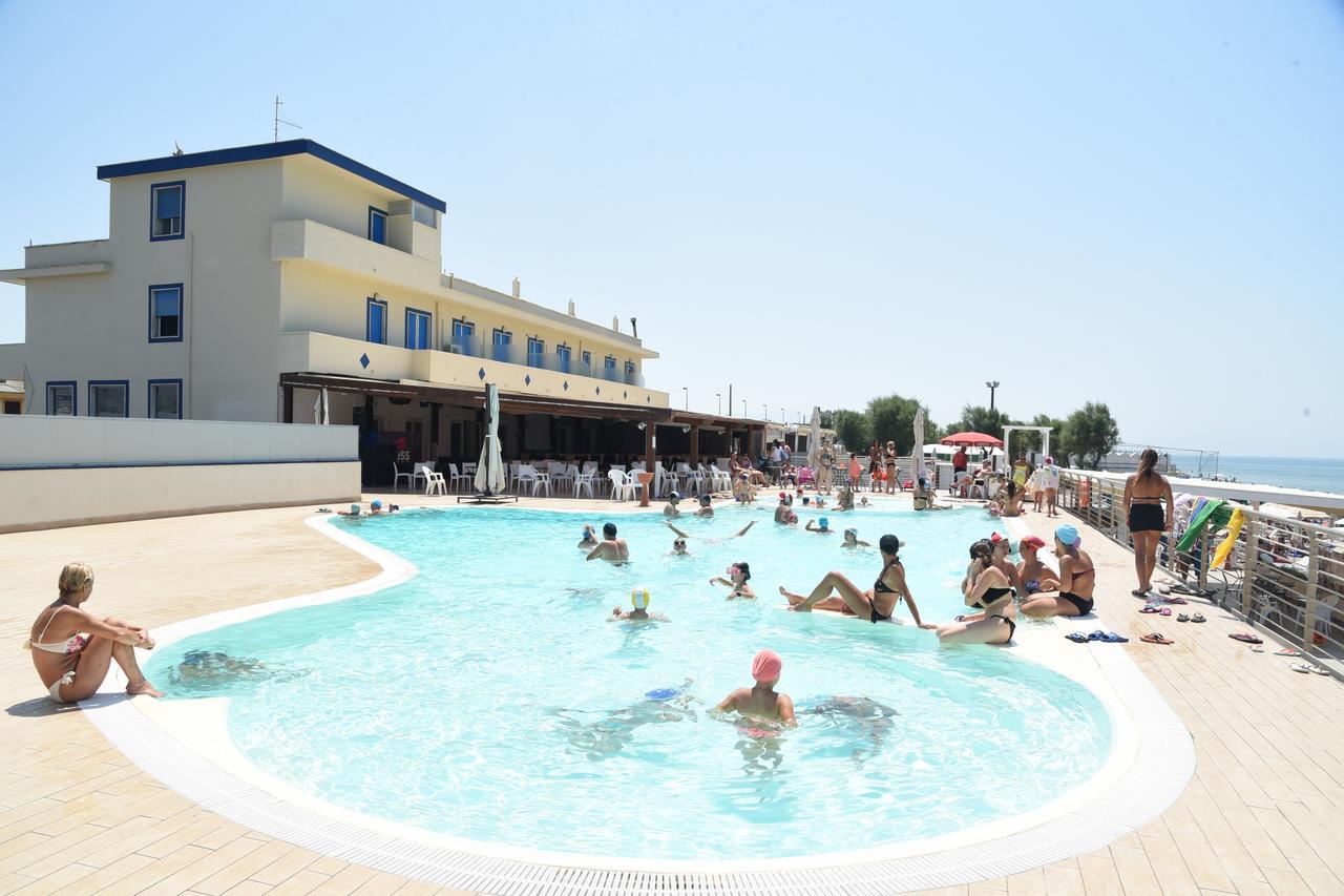 Blu Hotel Pontecagnano Faiano Exterior foto
